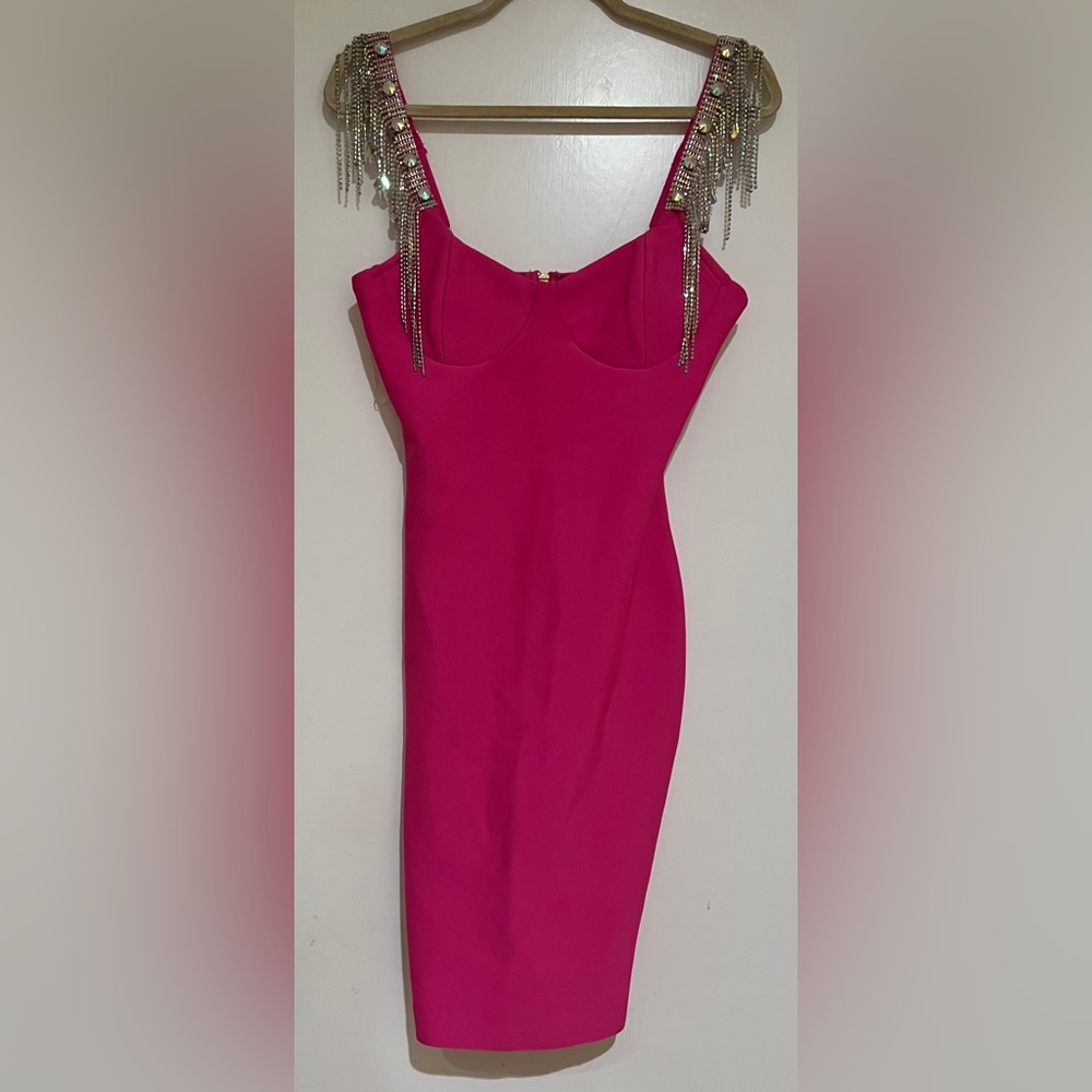 Women’s Elegant Pink Sleeveless Dress